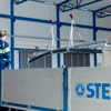 Stena Stål medarbetare som lossar material